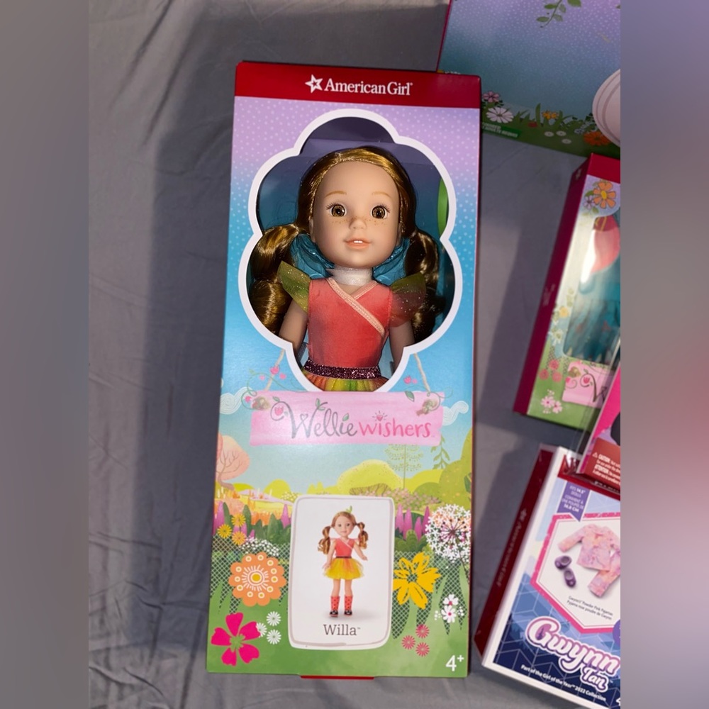 American Wellie Wishers Girl Doll Set